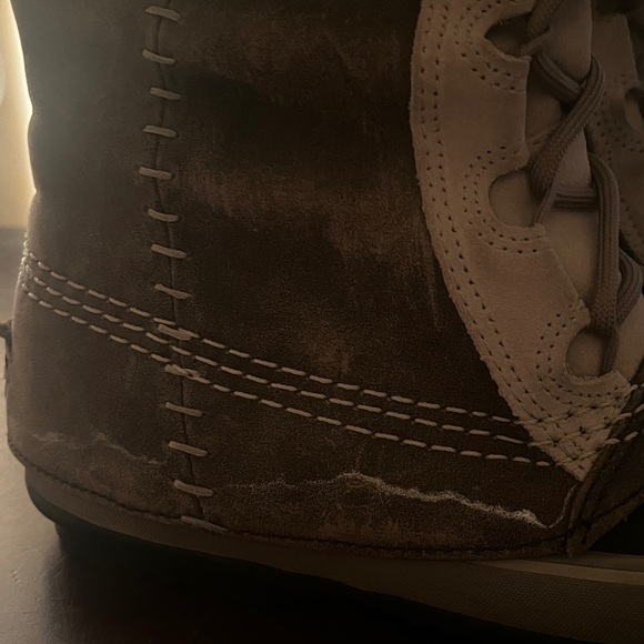 Sorel Brown and Cream Winter Boots - Picture 12 of 13